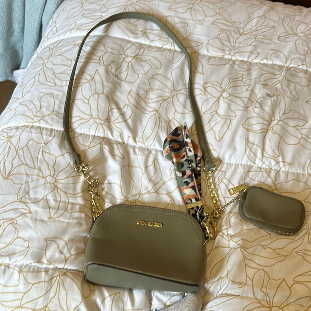 Steve Madden purse green